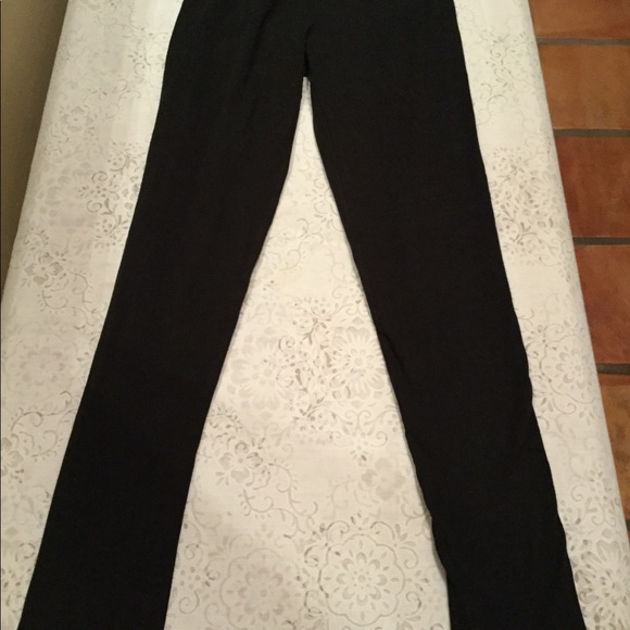 Set of 2 Forever 21 cotton leggings - Picture 3 of 5